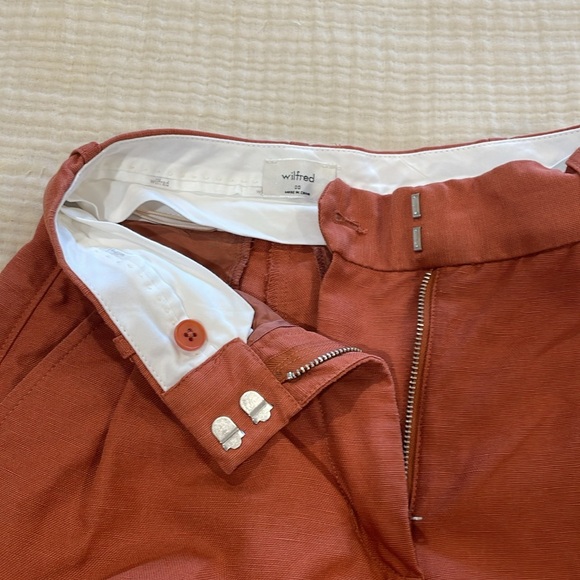 Aritzia Wilfred effortless pants - Picture 3 of 3